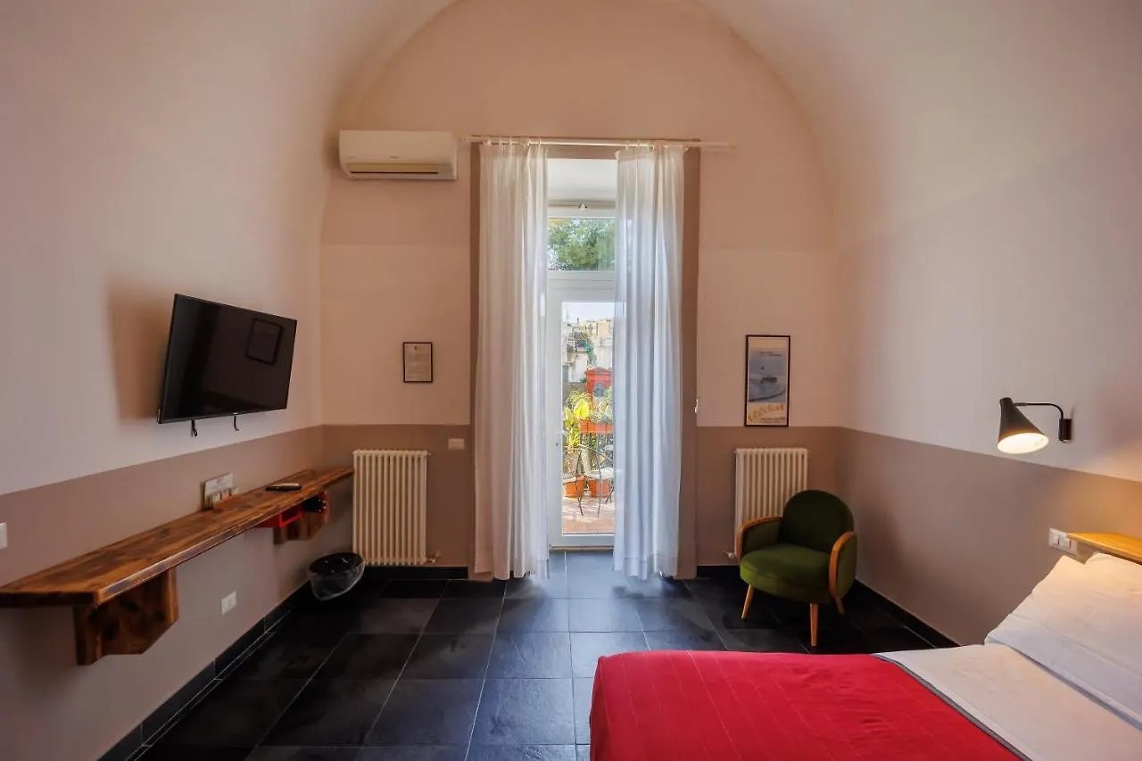 The Bellini House By House In Naples Bed & Breakfast