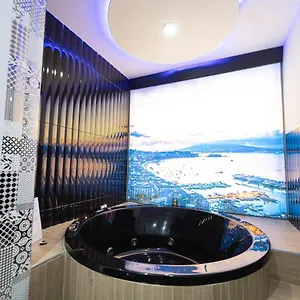 Gasthof Al Campanile H Centro, By Clapa Group