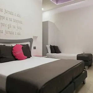 Nunù Hotel