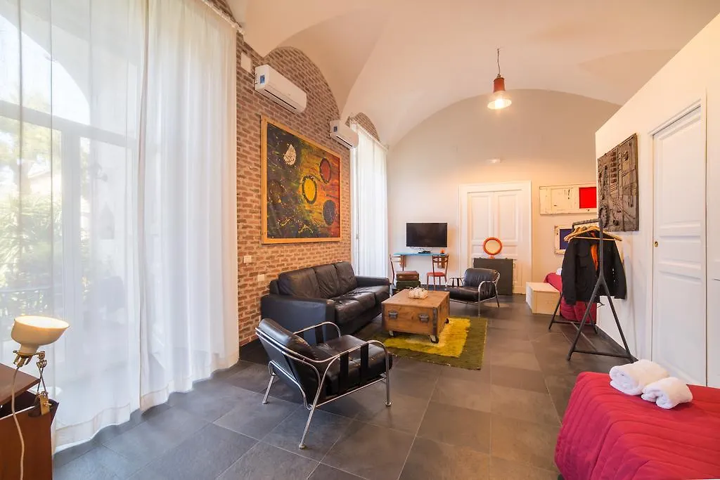 The Bellini House By House In Naples Bed & Breakfast